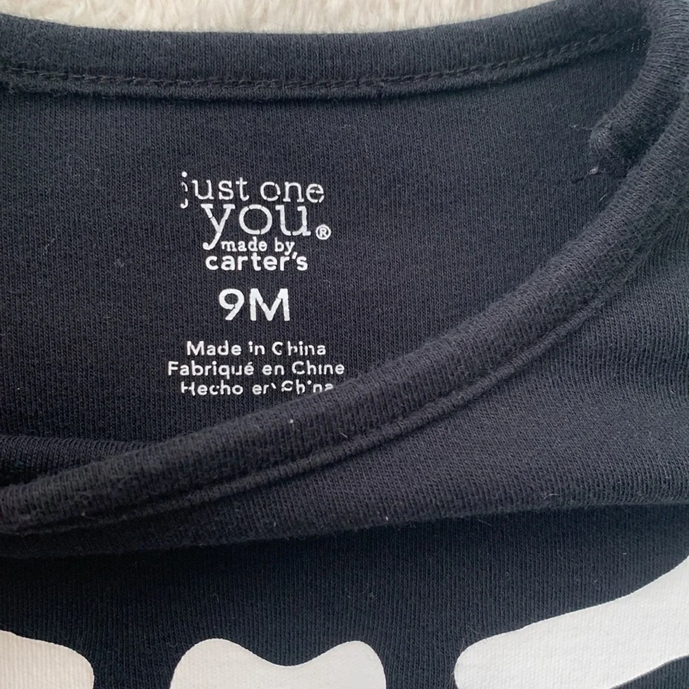 Carter's Black & White Skeleton Footie One Piece EUC Unisex Just One You 9M